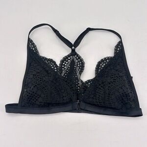 UEC Victoria’s Secret black lace bralette small